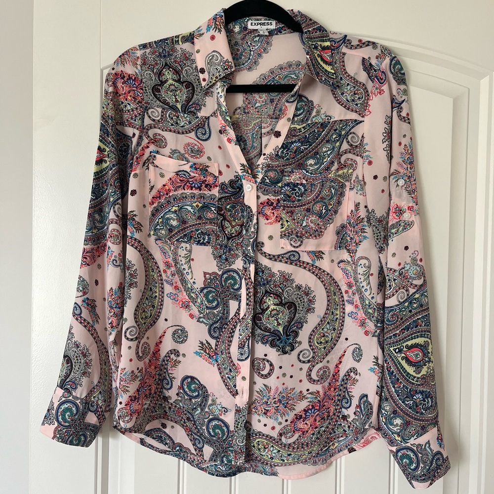 Express summer button-up blouse. Size small.